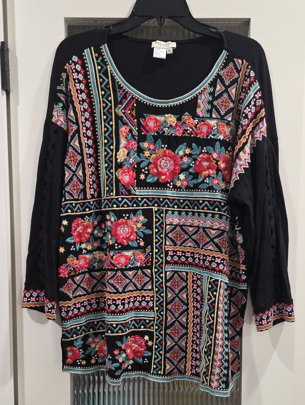Tru Luxe Jeans Black Floral Embroidered Patchwork Tunic
